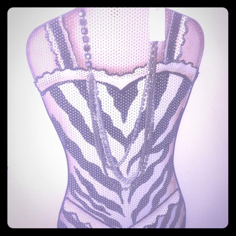 🐠NWT Rope fish hook necklace!🐠